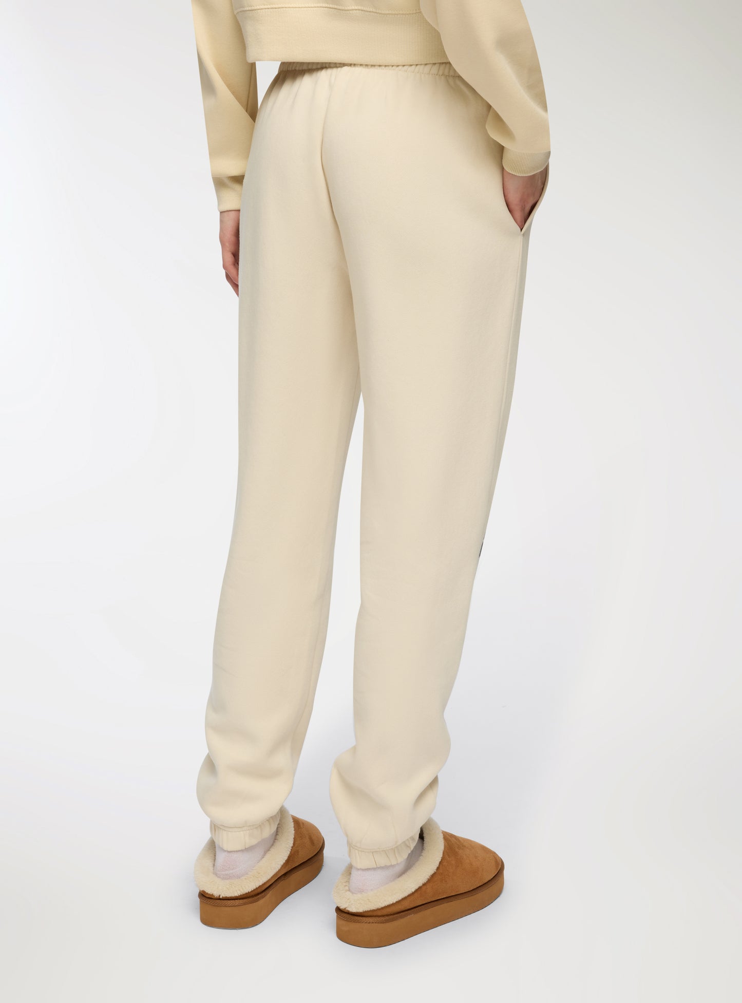 Woman Full-length gym pants