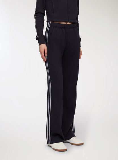 Woman Full-length gym pants