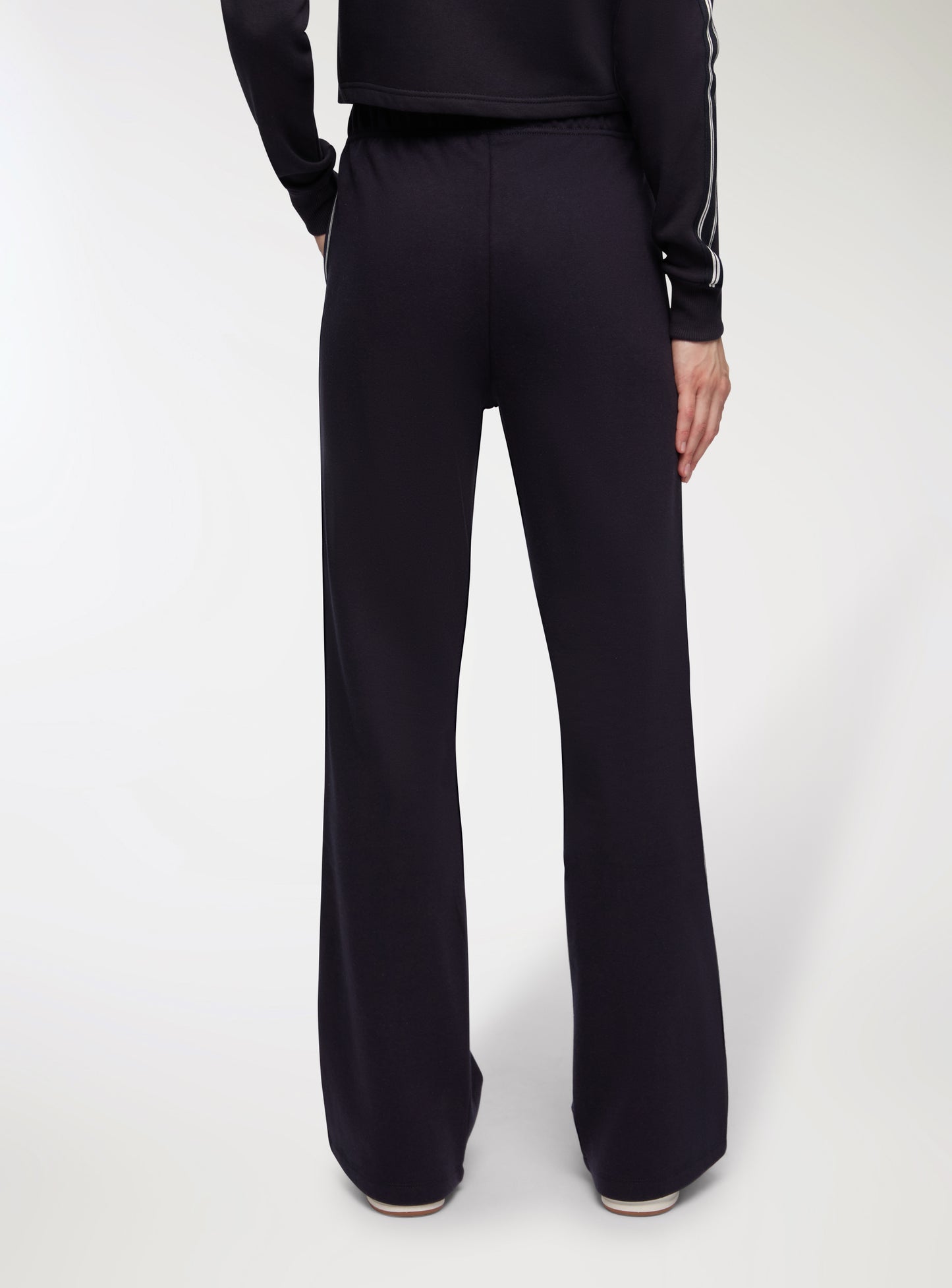 Woman Full-length gym pants