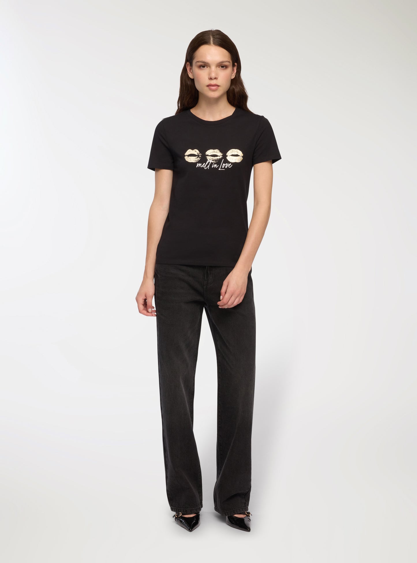 Woman Short-sleeved T-shirt
