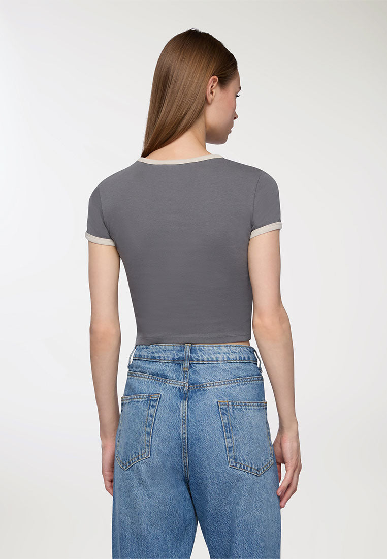 Woman Short-sleeved T-shirt