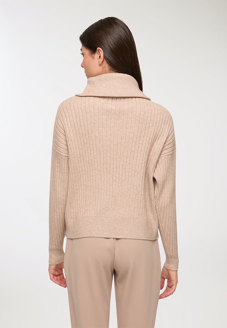 Woman Sweater 3-5
